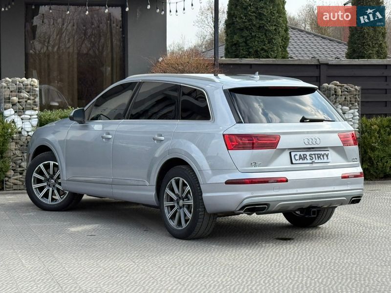 Внедорожник / Кроссовер Audi Q7 2017 в Стрые