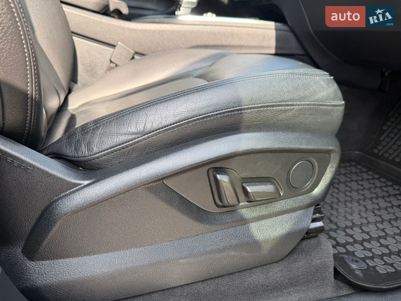 Внедорожник / Кроссовер Audi Q7 2017 в Стрые