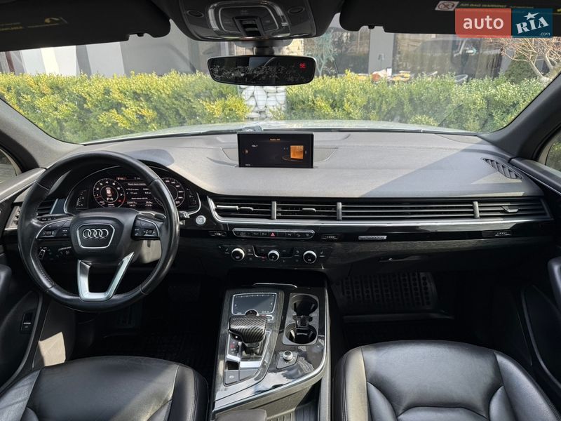 Внедорожник / Кроссовер Audi Q7 2017 в Стрые