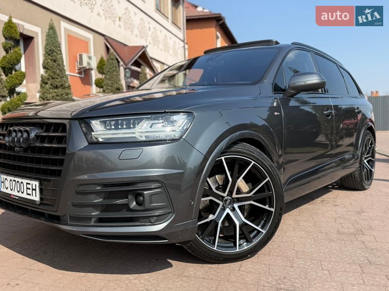 Внедорожник / Кроссовер Audi Q7 2016 в Стрые