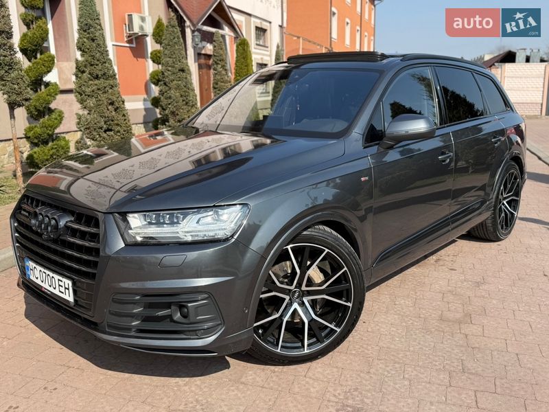 Внедорожник / Кроссовер Audi Q7 2016 в Стрые