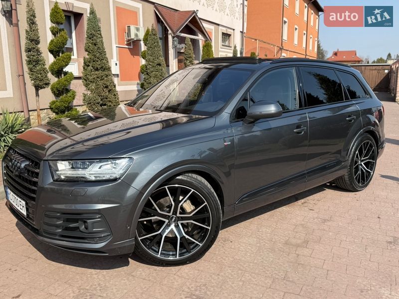 Внедорожник / Кроссовер Audi Q7 2016 в Стрые