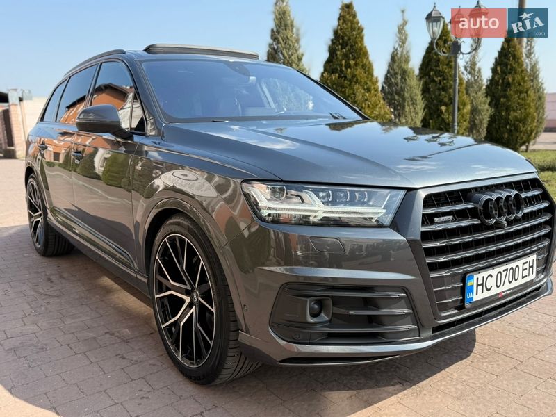 Внедорожник / Кроссовер Audi Q7 2016 в Стрые