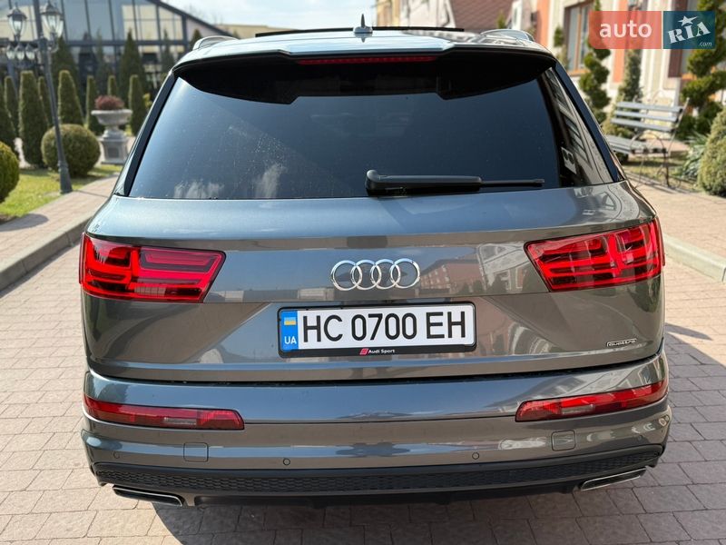Внедорожник / Кроссовер Audi Q7 2016 в Стрые