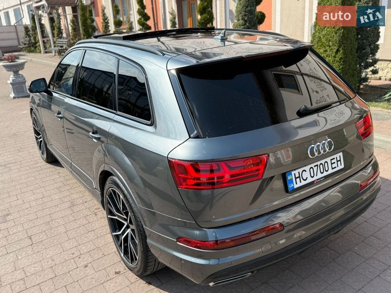 Внедорожник / Кроссовер Audi Q7 2016 в Стрые