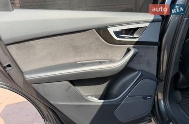Внедорожник / Кроссовер Audi Q7 2016 в Стрые
