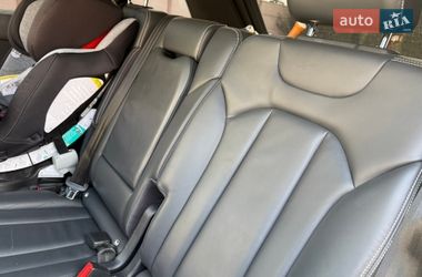 Внедорожник / Кроссовер Audi Q7 2016 в Стрые