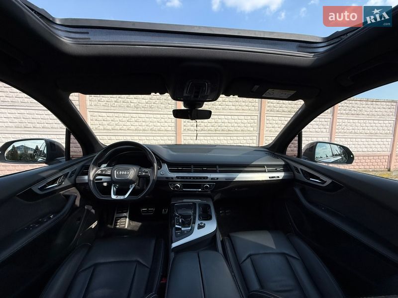 Внедорожник / Кроссовер Audi Q7 2016 в Стрые