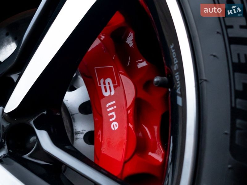 Позашляховик / Кросовер Audi Q7 2019 в Києві