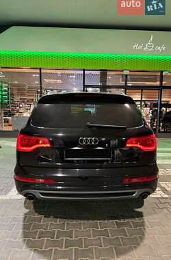 Внедорожник / Кроссовер Audi Q7 2010 в Измаиле