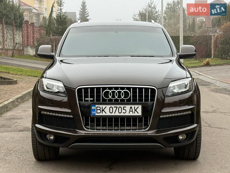 Позашляховик / Кросовер Audi Q7 2010 в Рівному