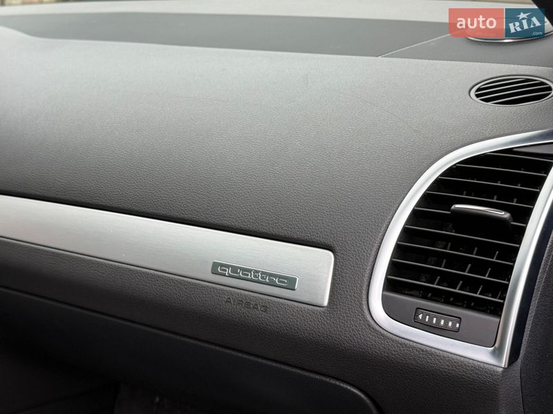 Позашляховик / Кросовер Audi Q7 2010 в Рівному