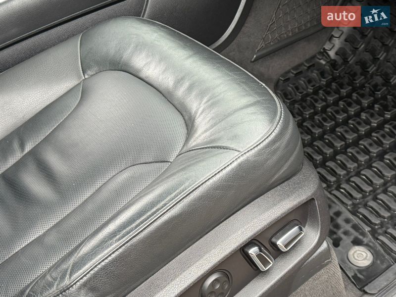 Позашляховик / Кросовер Audi Q7 2010 в Рівному