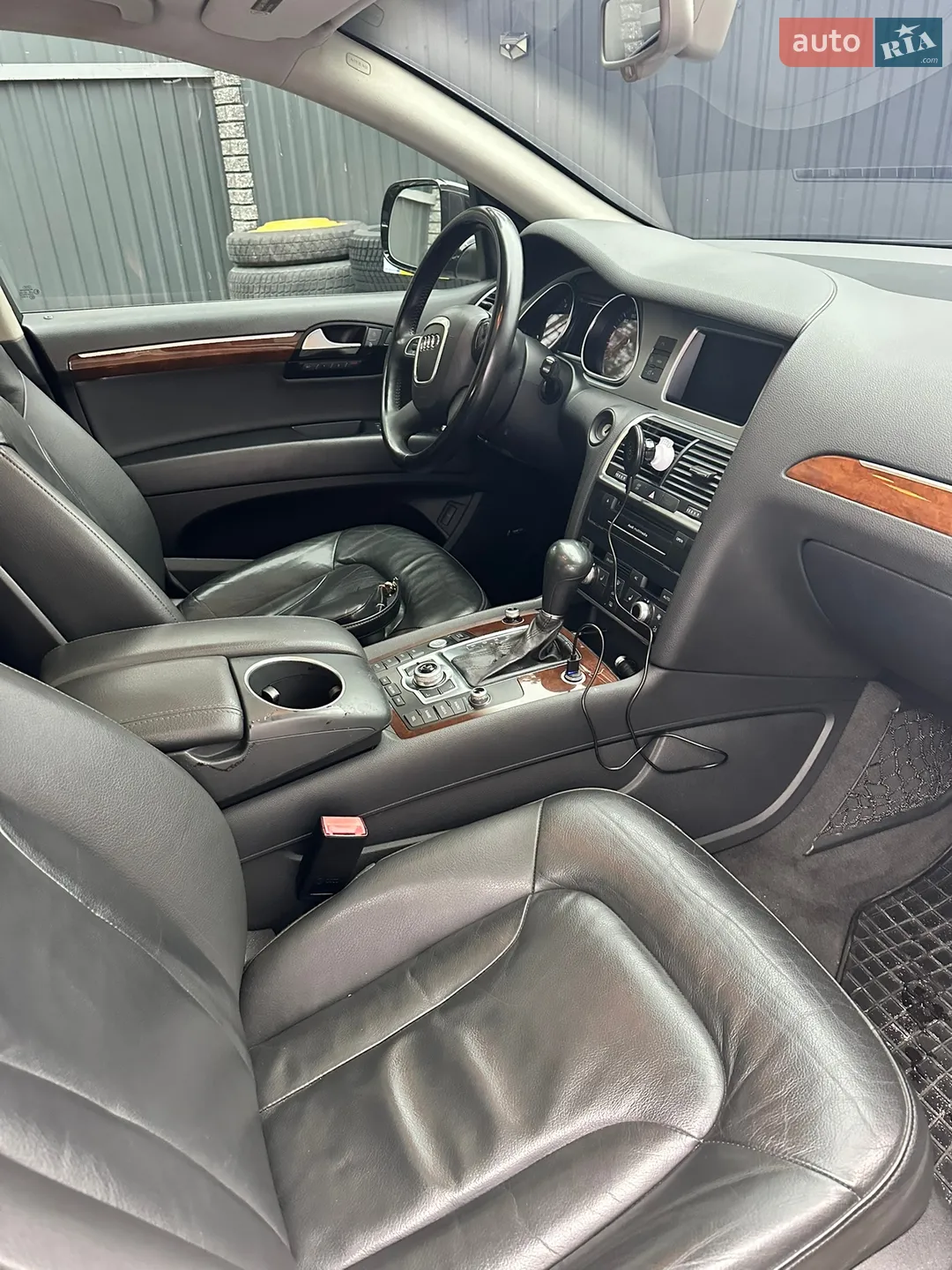 2010 Audi Q7 - мініатюра 9