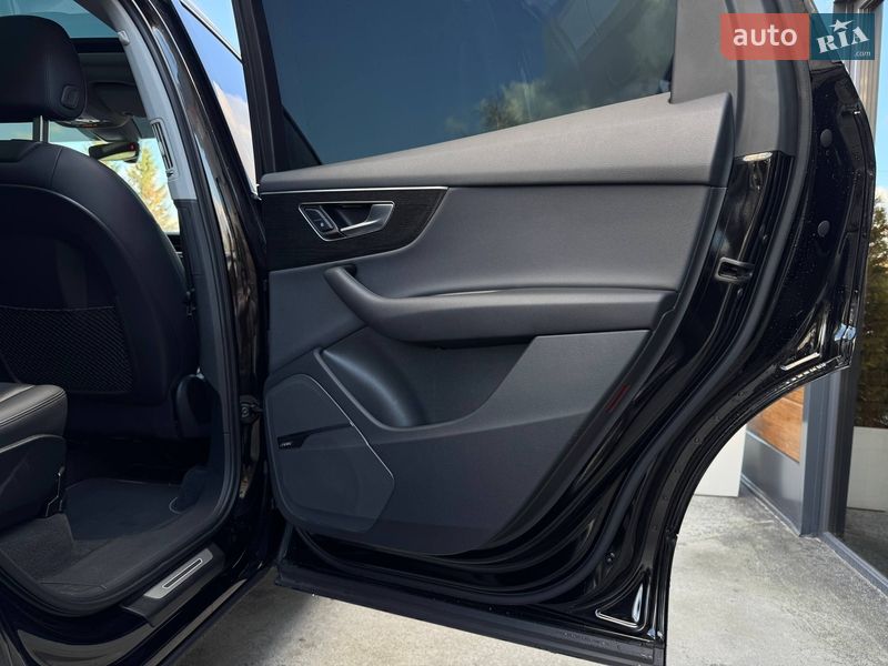 Позашляховик / Кросовер Audi Q7 2019 в Рівному
