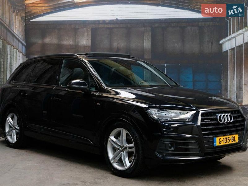 Внедорожник / Кроссовер Audi Q7 2018 в Вараше фото 2 Внедорожник / Кроссовер Audi Q7 2018 в Вараше