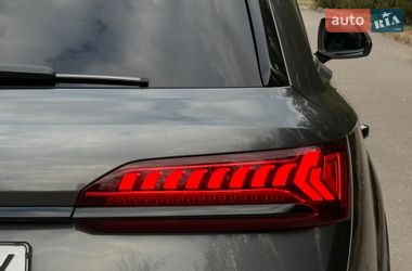 Внедорожник / Кроссовер Audi Q7 2020 в Ровно