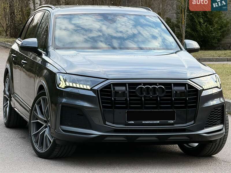 Внедорожник / Кроссовер Audi Q7 2020 в Ровно