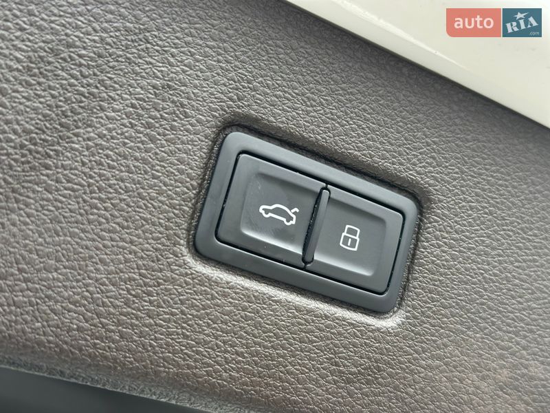 Внедорожник / Кроссовер Audi Q7 2018 в Харькове