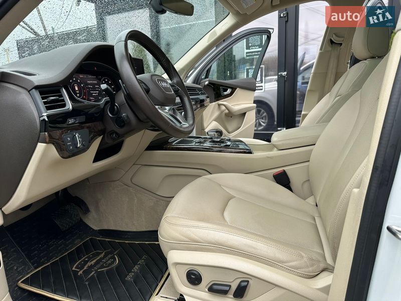 Внедорожник / Кроссовер Audi Q7 2018 в Харькове