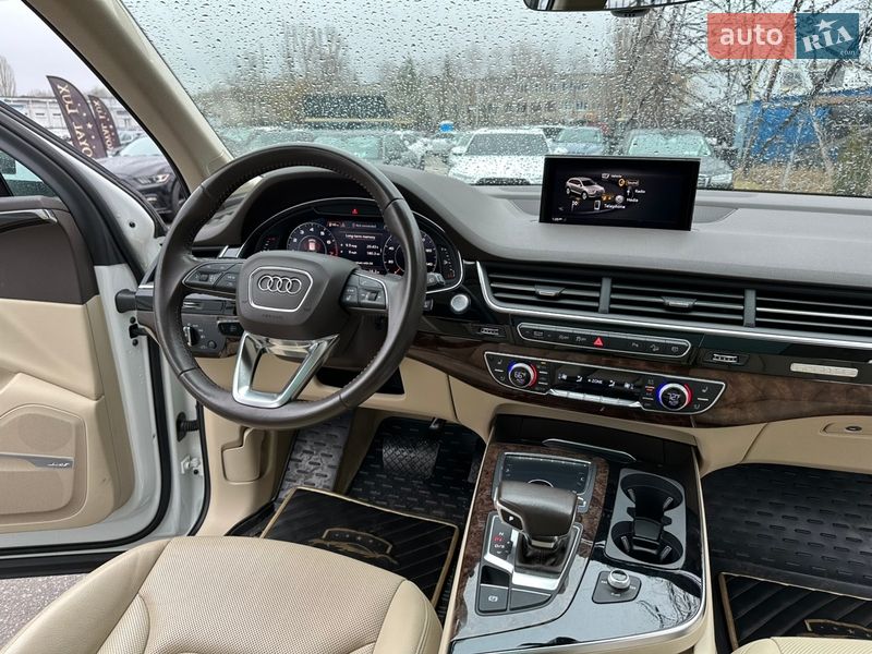 Внедорожник / Кроссовер Audi Q7 2018 в Харькове