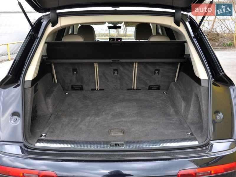 Позашляховик / Кросовер Audi Q7 2016 в Львові фото 32 Позашляховик / Кросовер Audi Q7 2016 в Львові