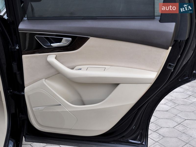 Позашляховик / Кросовер Audi Q7 2016 в Львові фото 36 Позашляховик / Кросовер Audi Q7 2016 в Львові