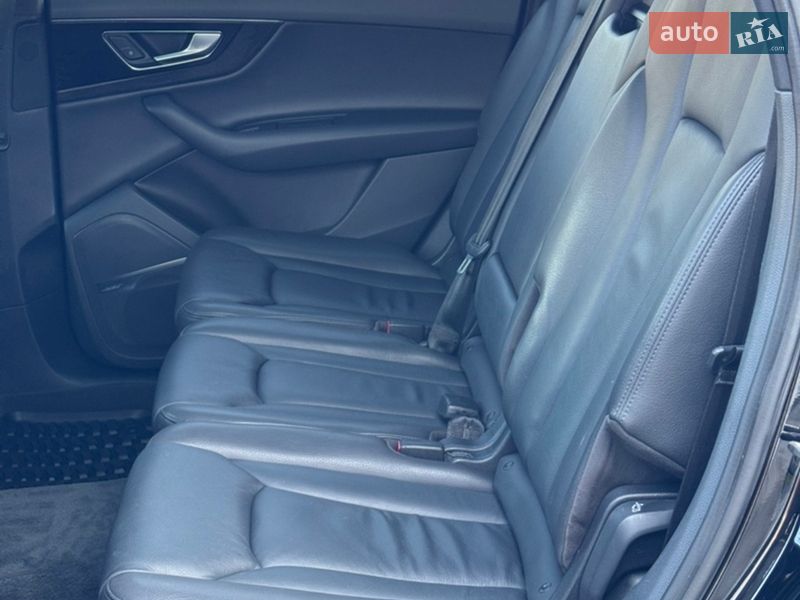 Позашляховик / Кросовер Audi Q7 2019 в Фастові