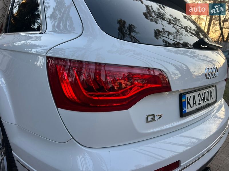 Позашляховик / Кросовер Audi Q7 2012 в Києві фото 40 Позашляховик / Кросовер Audi Q7 2012 в Києві