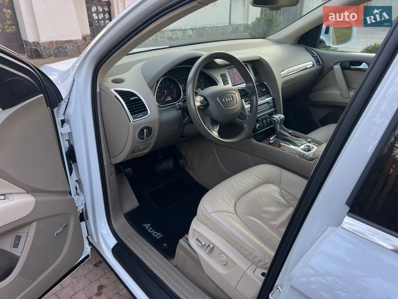 Позашляховик / Кросовер Audi Q7 2012 в Києві фото 50 Позашляховик / Кросовер Audi Q7 2012 в Києві