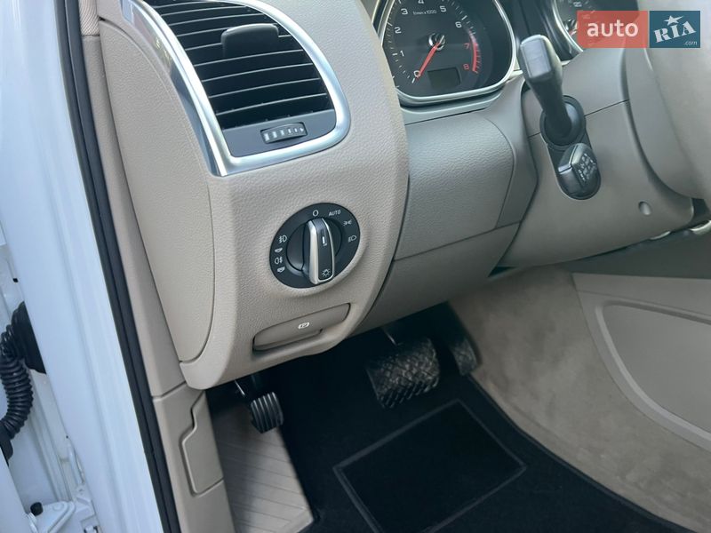 Позашляховик / Кросовер Audi Q7 2012 в Києві фото 64 Позашляховик / Кросовер Audi Q7 2012 в Києві