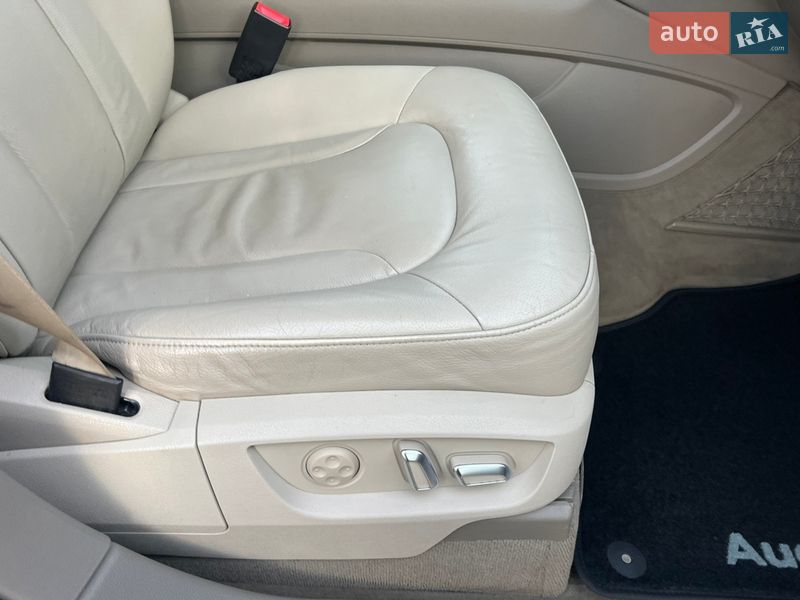 Позашляховик / Кросовер Audi Q7 2012 в Києві фото 118 Позашляховик / Кросовер Audi Q7 2012 в Києві