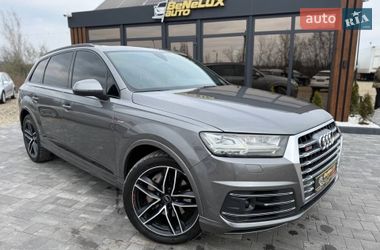 Внедорожник / Кроссовер Audi Q7 2017 в Коломые