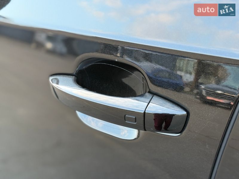 Внедорожник / Кроссовер Audi Q7 2015 в Ровно