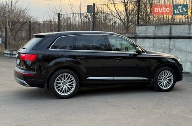 Внедорожник / Кроссовер Audi Q7 2015 в Ровно