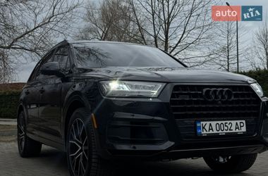 Внедорожник / Кроссовер Audi Q7 2016 в Киеве