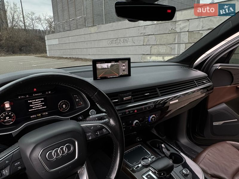 Позашляховик / Кросовер Audi Q7 2016 в Києві