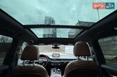 Внедорожник / Кроссовер Audi Q7 2016 в Киеве