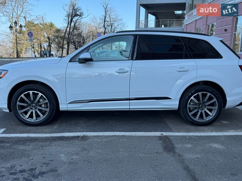 Внедорожник / Кроссовер Audi Q7 2022 в Одессе