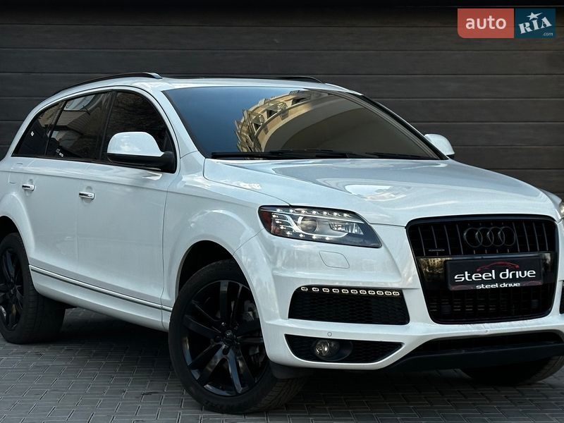 Позашляховик / Кросовер Audi Q7 2015 в Миколаєві