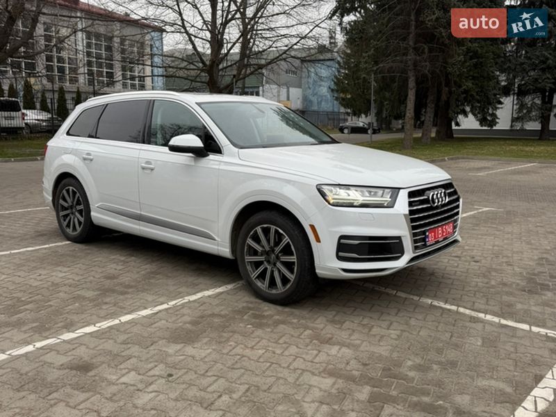 Внедорожник / Кроссовер Audi Q7 2016 в Луцке