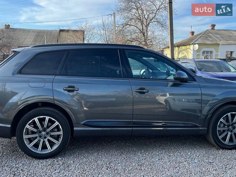 Внедорожник / Кроссовер Audi Q7 2019 в Полтаве