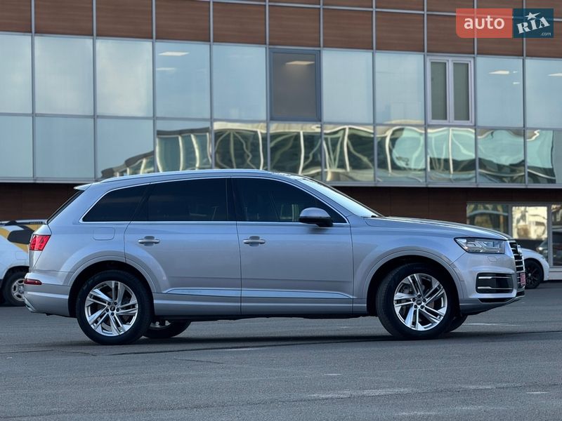Позашляховик / Кросовер Audi Q7 2018 в Києві фото 4 Позашляховик / Кросовер Audi Q7 2018 в Києві