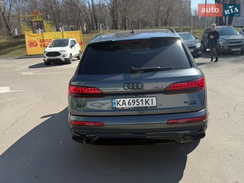 Внедорожник / Кроссовер Audi Q7 2023 в Киеве