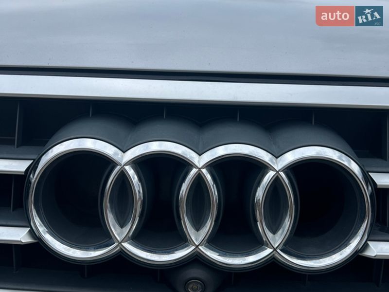 Внедорожник / Кроссовер Audi Q7 2016 в Хусте