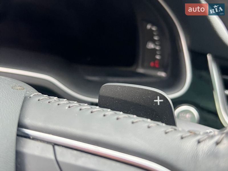 Внедорожник / Кроссовер Audi Q7 2016 в Хусте