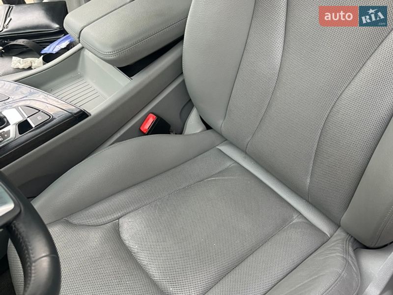 Внедорожник / Кроссовер Audi Q7 2016 в Хусте