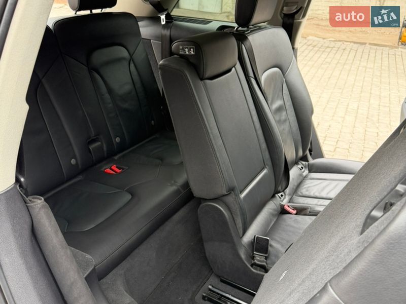 Позашляховик / Кросовер Audi Q7 2014 в Одесі