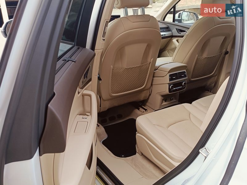 Внедорожник / Кроссовер Audi Q7 2019 в Луцке фото 37 Внедорожник / Кроссовер Audi Q7 2019 в Луцке