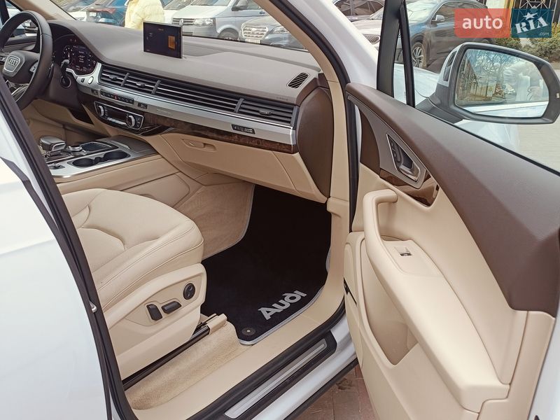 Внедорожник / Кроссовер Audi Q7 2019 в Луцке фото 40 Внедорожник / Кроссовер Audi Q7 2019 в Луцке